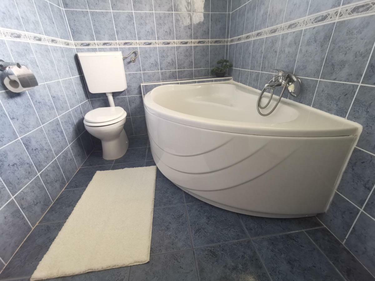 לומבארדה Apartments Ante מראה חיצוני תמונה
